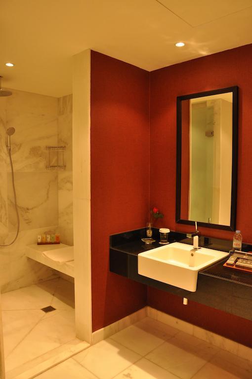 Hotel Grand Swiss Арбил Стая снимка