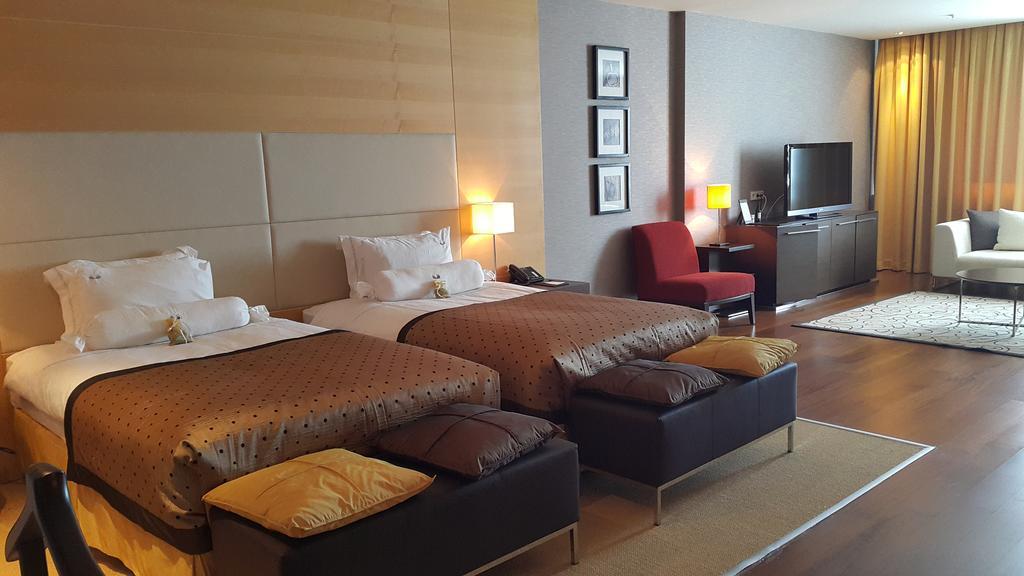 Hotel Grand Swiss Арбил Стая снимка