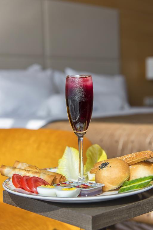 Hotel Grand Swiss Арбил Екстериор снимка