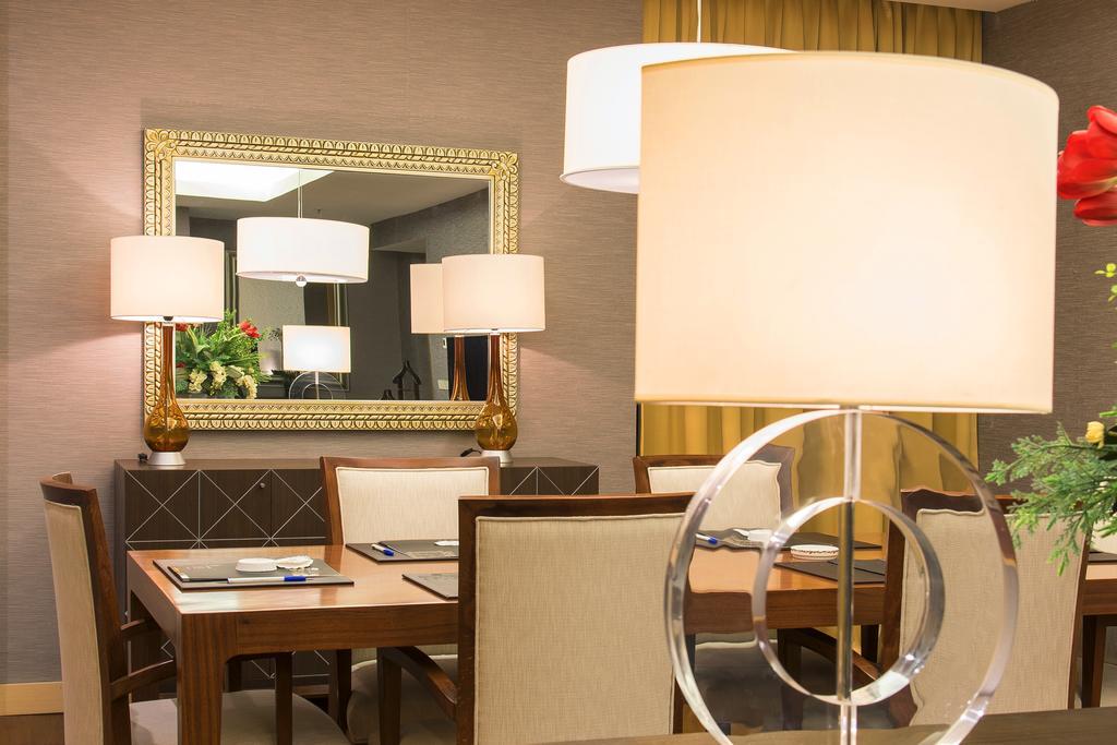 Hotel Grand Swiss Арбил Екстериор снимка
