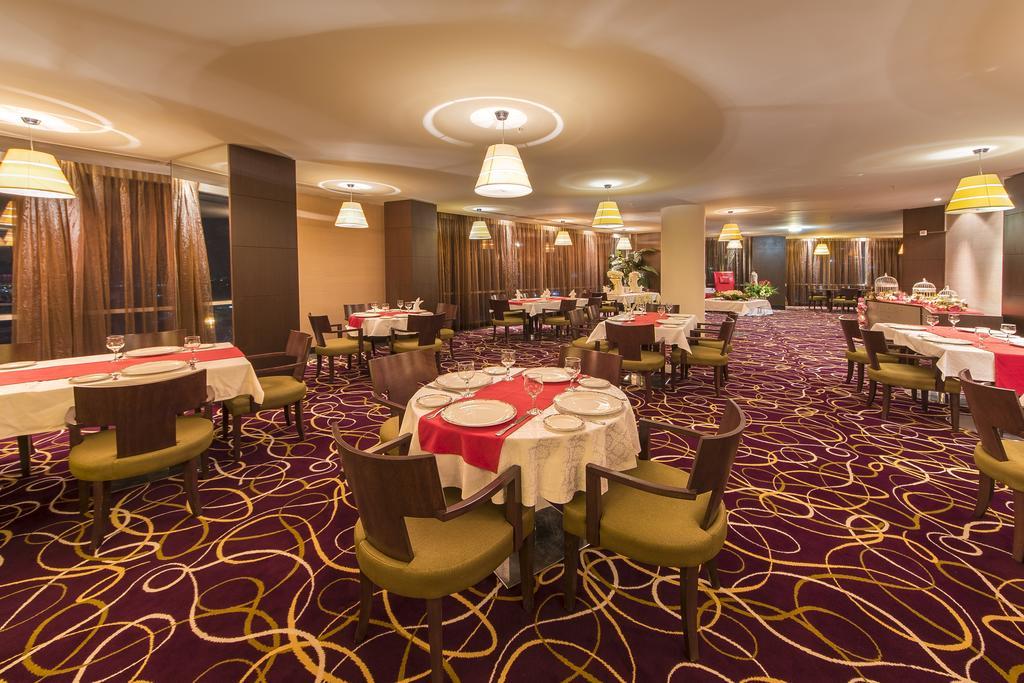 Hotel Grand Swiss Арбил Екстериор снимка