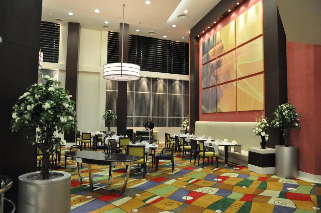 Hotel Grand Swiss Арбил Екстериор снимка