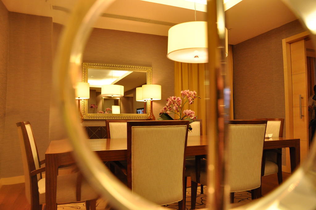 Hotel Grand Swiss Арбил Екстериор снимка